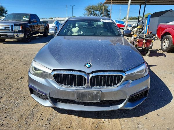 2019 BMW 530