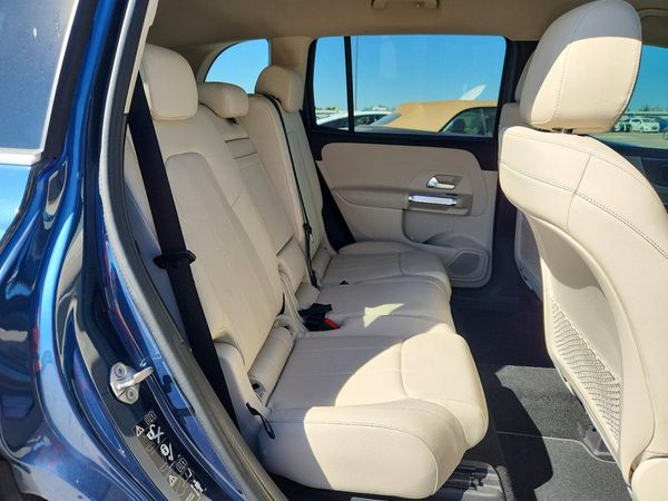 2020 MERCEDES-BENZ GLB GLB250
