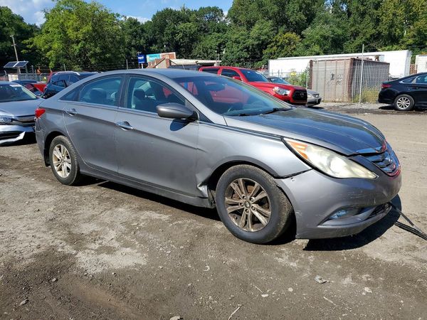 2013 HYUNDAI SONATA