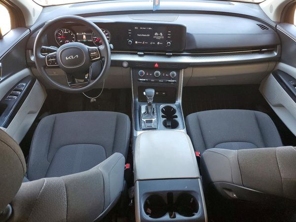 2023 KIA CARNIVAL