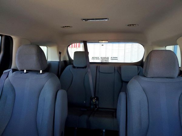 2023 KIA CARNIVAL