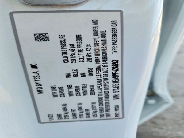 2023 TESLA MODEL 3
