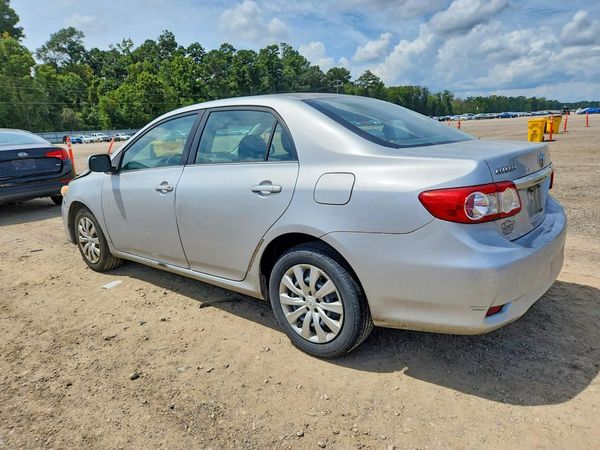 2013 TOYOTA COROLLA