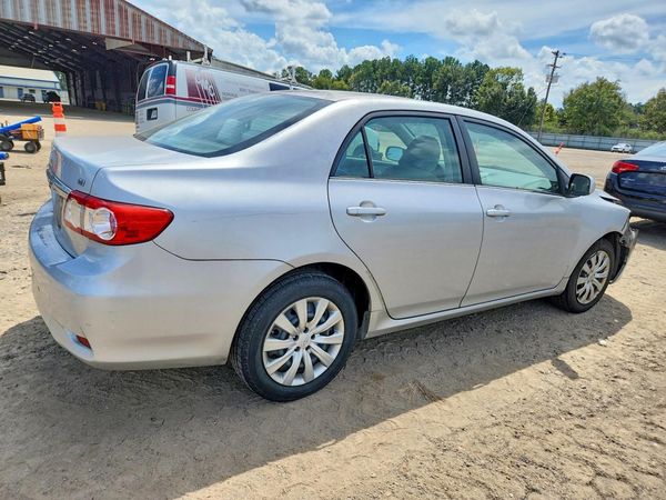 2013 TOYOTA COROLLA