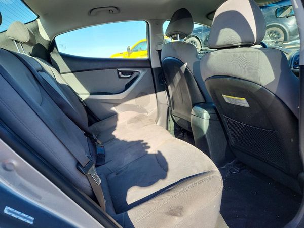 2013 HYUNDAI ELANTRA