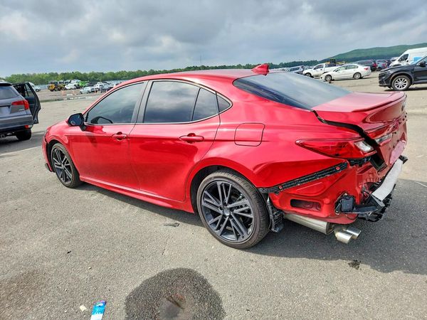 2025 TOYOTA CAMRY