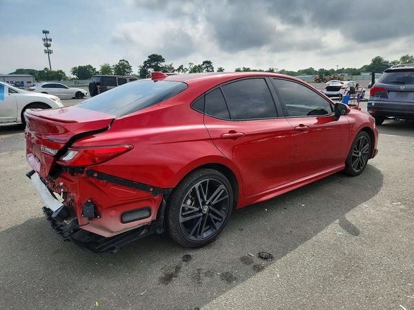 2025 TOYOTA CAMRY