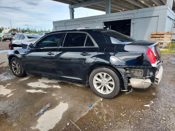 2020 CHRYSLER 300