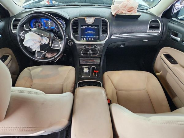 2020 CHRYSLER 300
