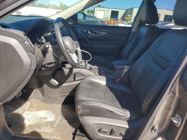 2019 NISSAN ROGUE — DENT