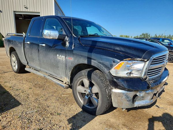 2014 RAM 1500 SLT