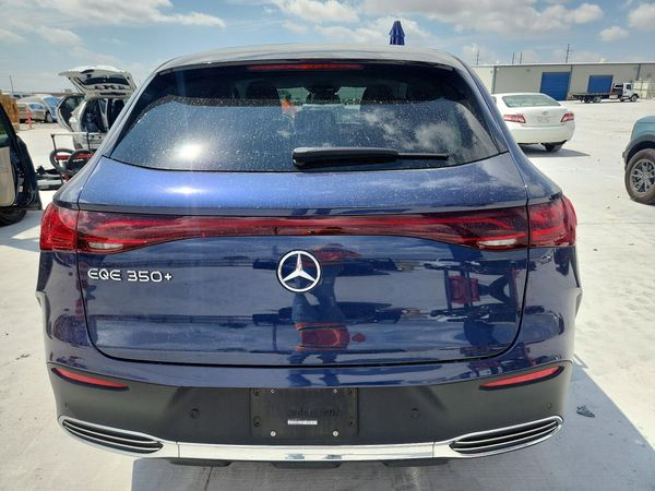 2024 MERCEDES-BENZ EQE SUV