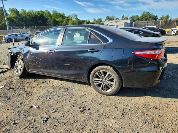 2015 TOYOTA CAMRY