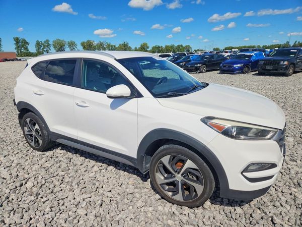 2017 HYUNDAI TUCSON
