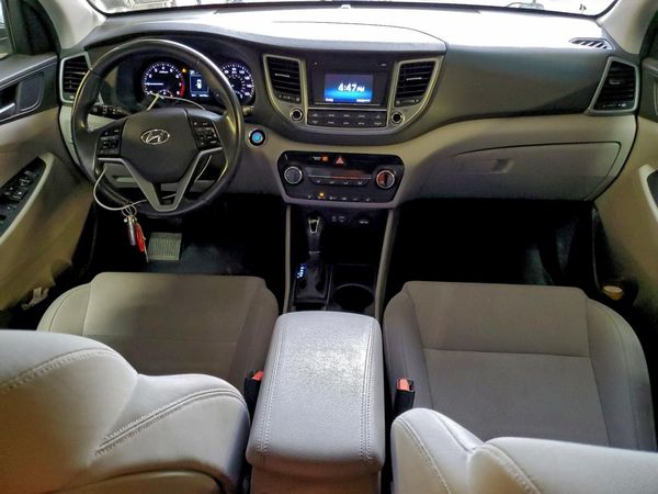 2017 HYUNDAI TUCSON