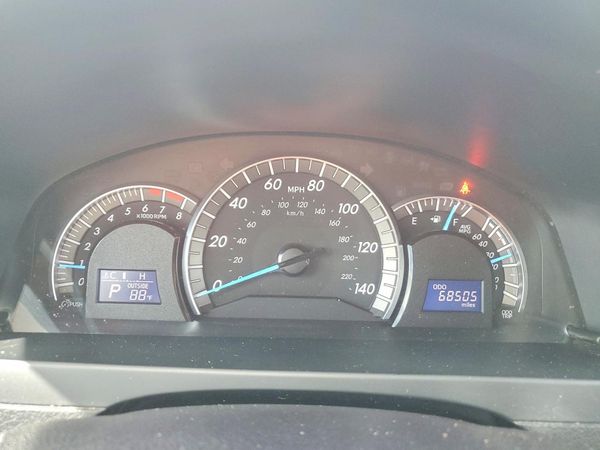 2014 TOYOTA CAMRY