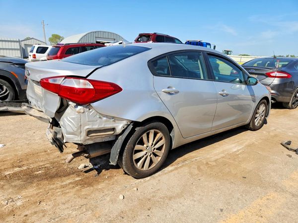2016 KIA FORTE