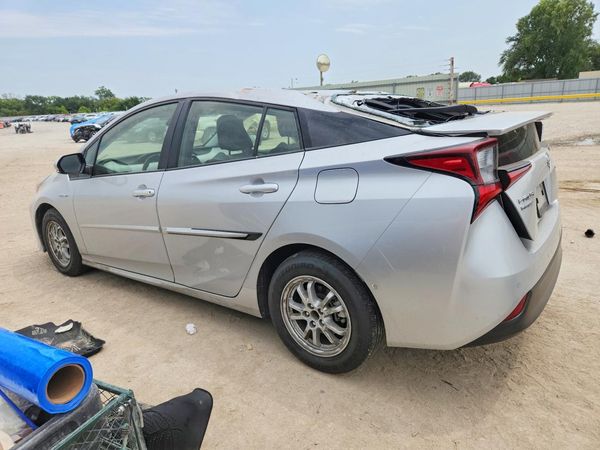 2019 TOYOTA PRIUS