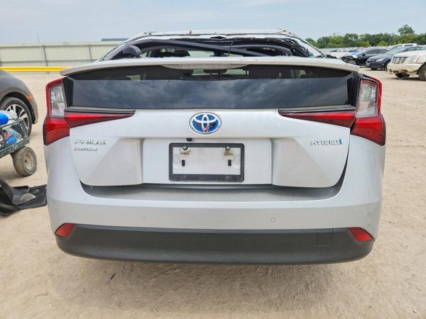 2019 TOYOTA PRIUS