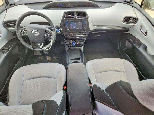 2019 TOYOTA PRIUS