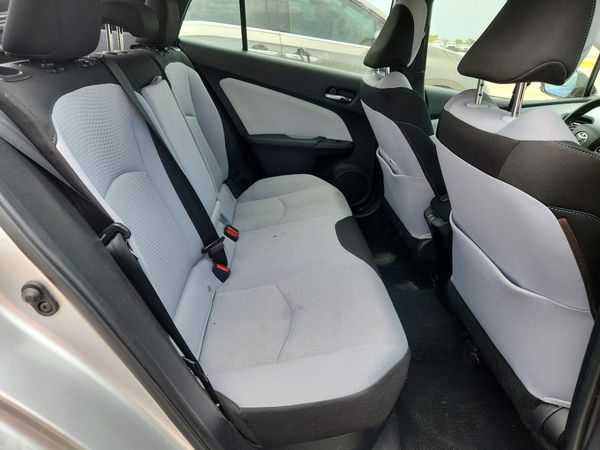 2019 TOYOTA PRIUS