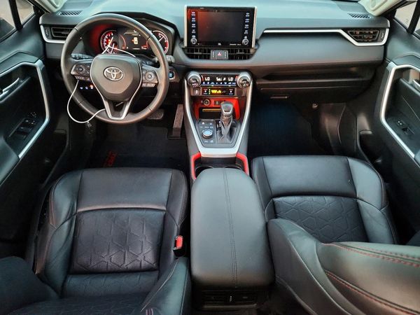 2021 TOYOTA RAV4