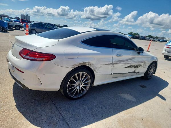 2017 MERCEDES-BENZ C C300
