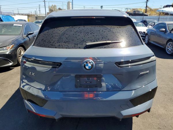 2024 BMW IX
