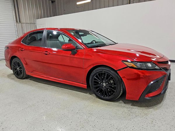 2021 TOYOTA CAMRY SE — Passenger 3/4