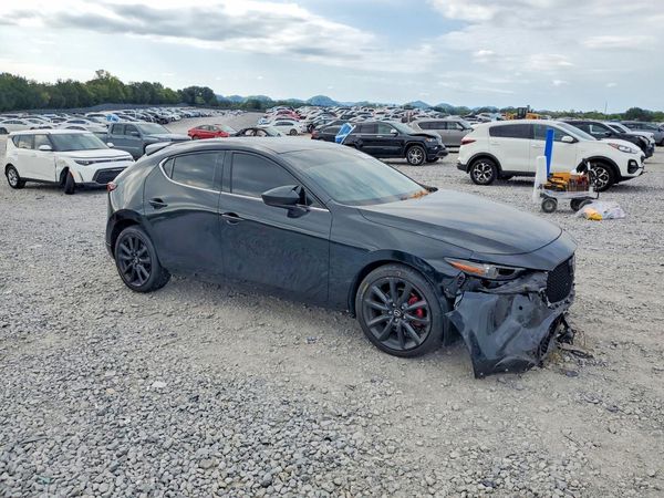 2023 MAZDA 3 Premium Plus Package