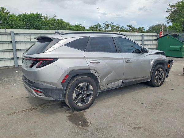 2025 HYUNDAI TUCSON