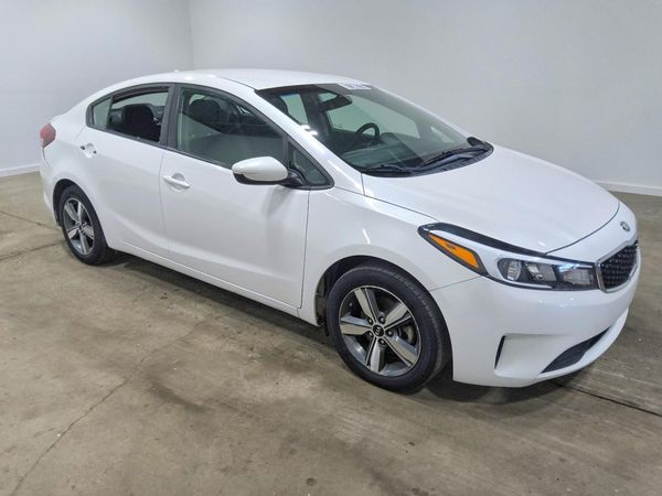 2018 KIA FORTE LX Pop,S,EX — Passenger 3/4