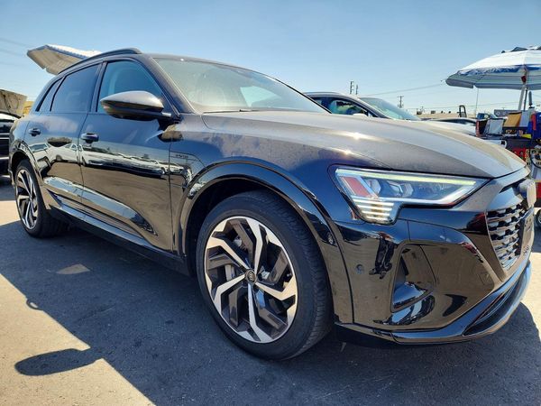 2024 AUDI Q8 E-TRON