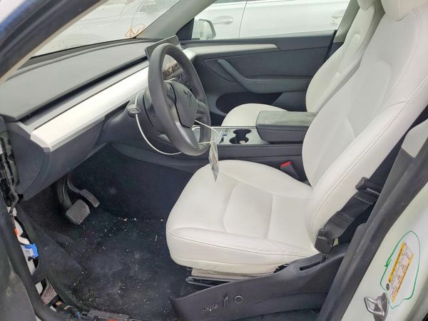 2022 TESLA MODEL Y — DENT