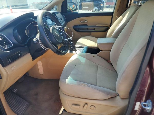 2016 KIA SEDONA LX - Middle-low