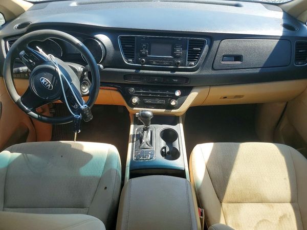 2016 KIA SEDONA LX - Middle-low