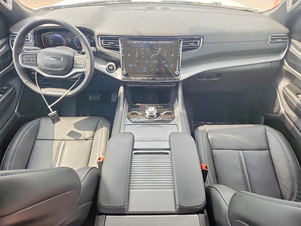 2026 JEEP GRAND WAGO Base