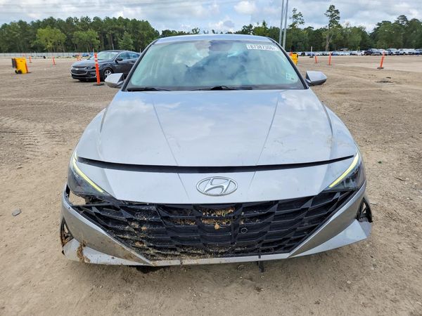 2021 HYUNDAI ELANTRA