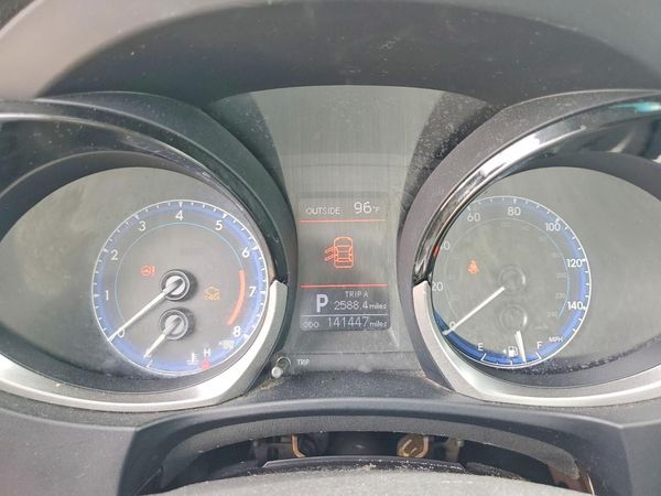 2016 TOYOTA COROLLA