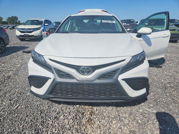 2021 TOYOTA CAMRY