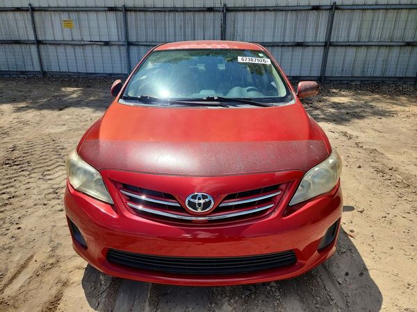 2013 TOYOTA COROLLA