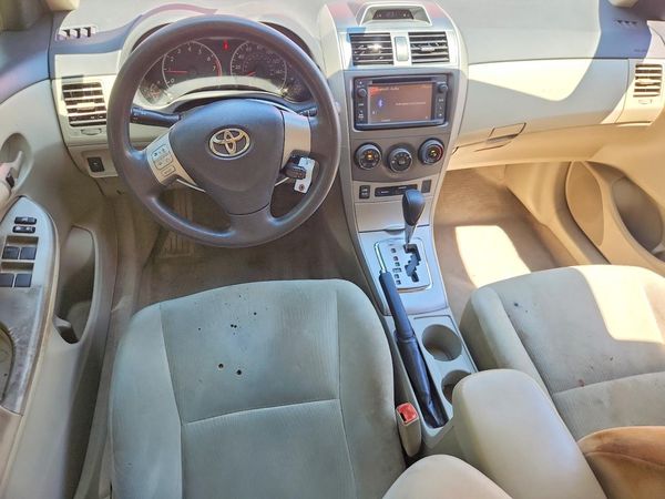 2013 TOYOTA COROLLA