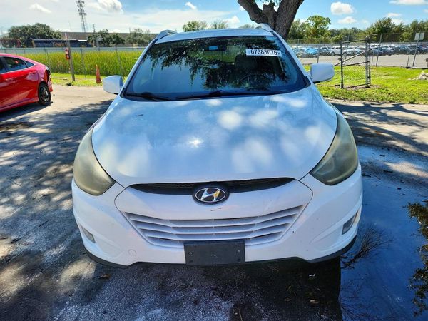 2015 HYUNDAI TUCSON