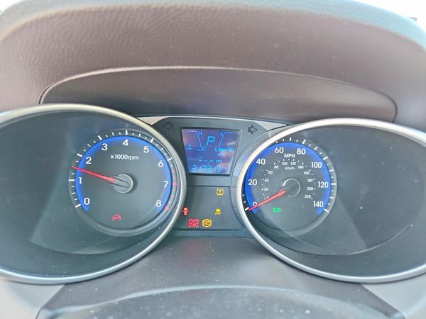 2015 HYUNDAI TUCSON