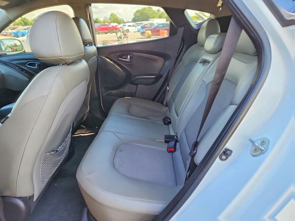 2015 HYUNDAI TUCSON