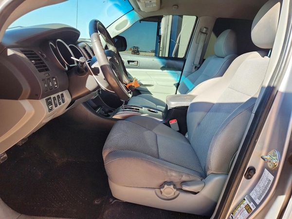 2014 TOYOTA TACOMA Delux Grade
