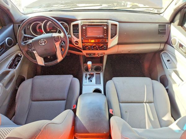 2014 TOYOTA TACOMA Delux Grade