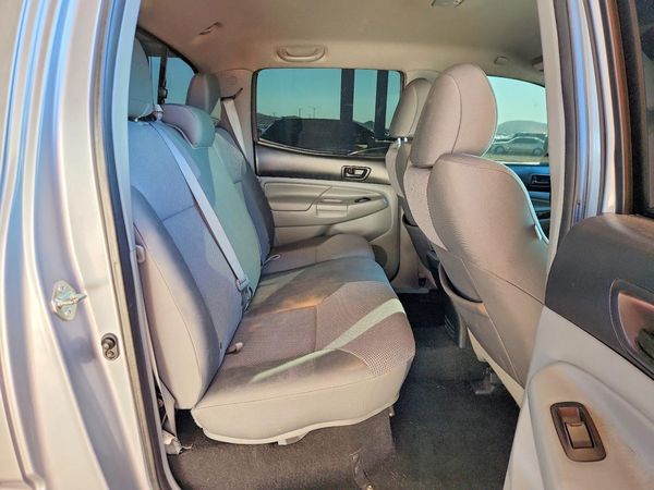 2014 TOYOTA TACOMA Delux Grade