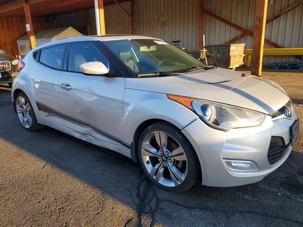 2013 HYUNDAI VELOSTER