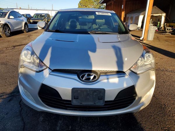 2013 HYUNDAI VELOSTER